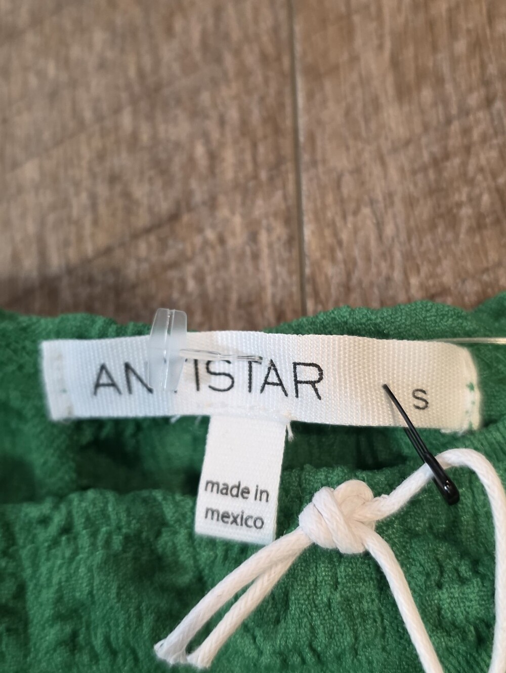 Antistar- Textured Green Cropped Tank Top. Size S. NWT - Picture 2 of 5
